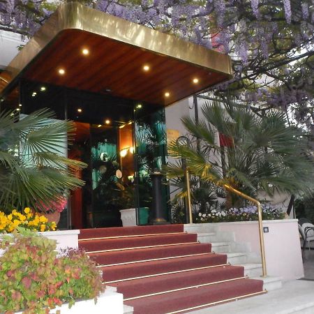Hotel Giardinetto Desenzano del Garda Exterior foto