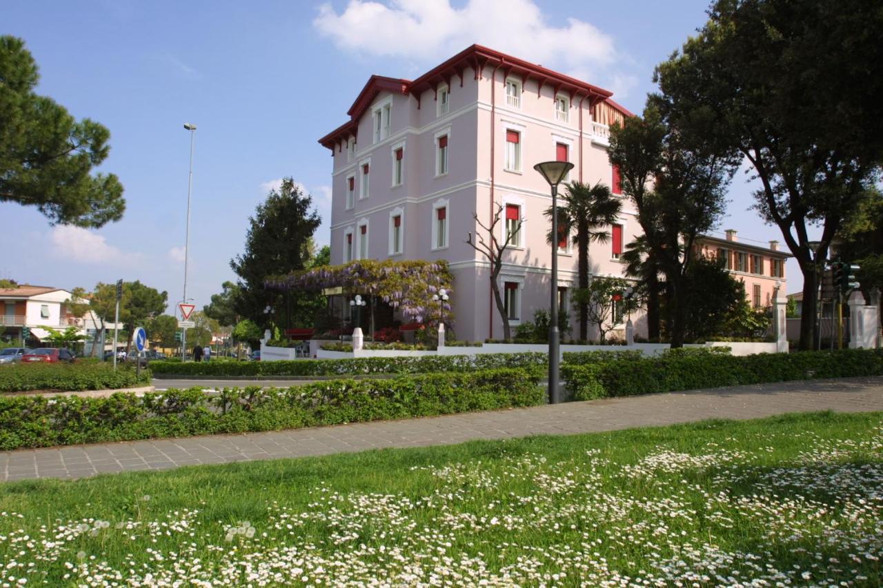 Hotel Giardinetto Desenzano del Garda Exterior foto