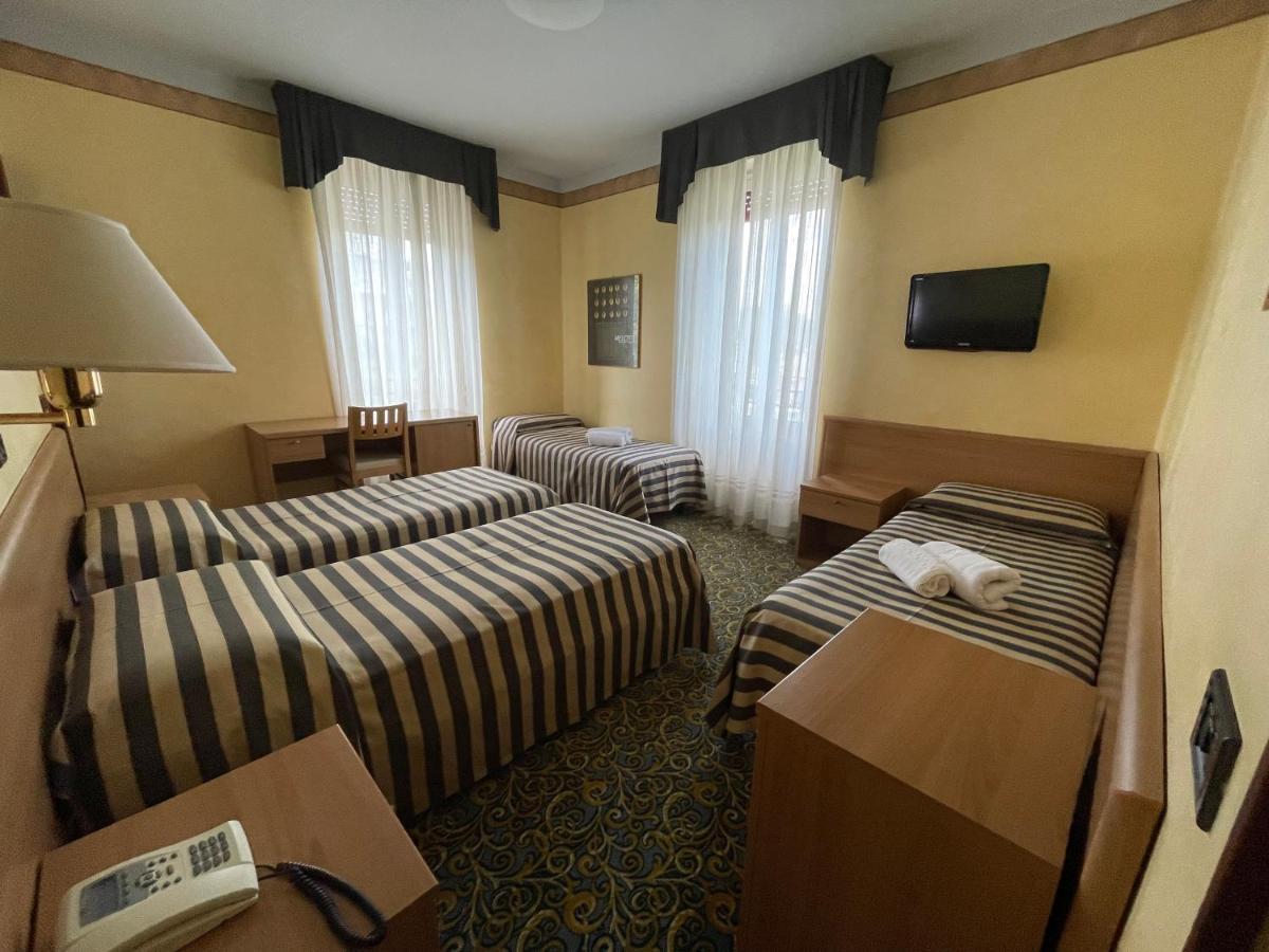 Hotel Giardinetto Desenzano del Garda Exterior foto