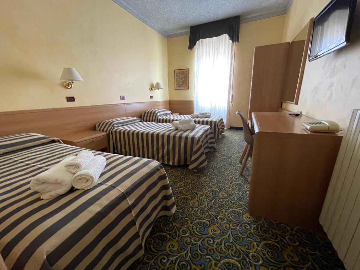Hotel Giardinetto Desenzano del Garda Exterior foto