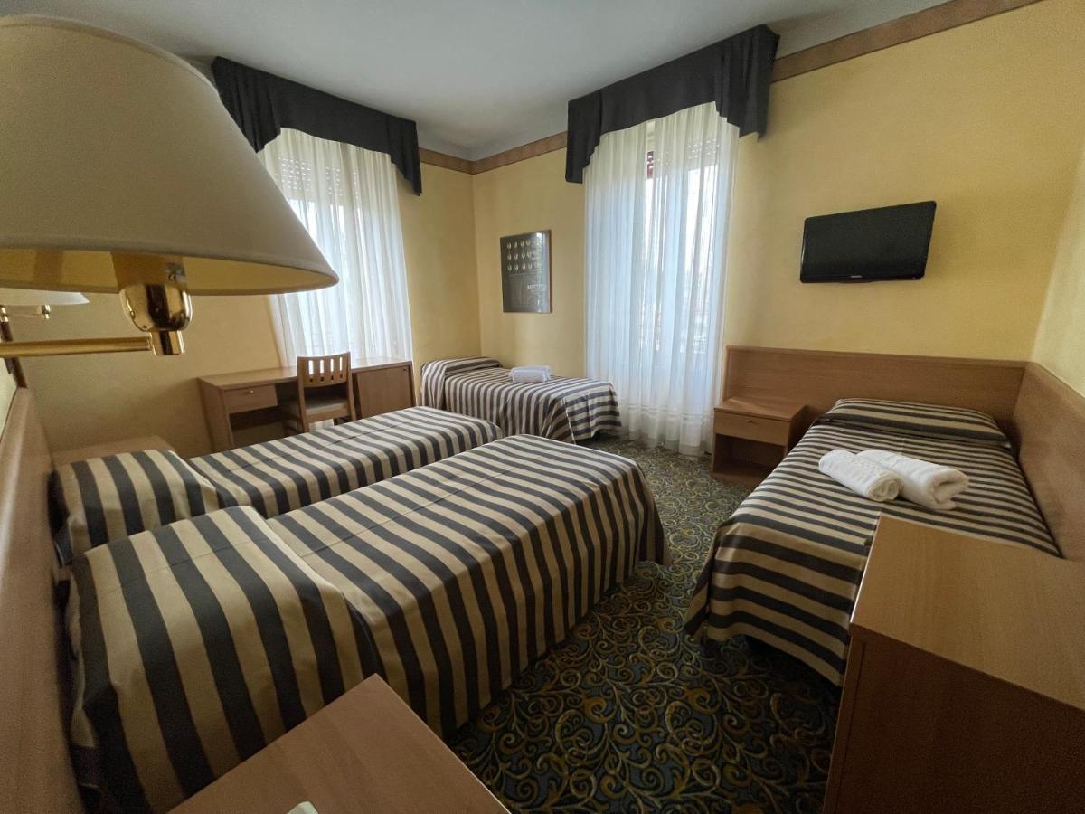 Hotel Giardinetto Desenzano del Garda Exterior foto