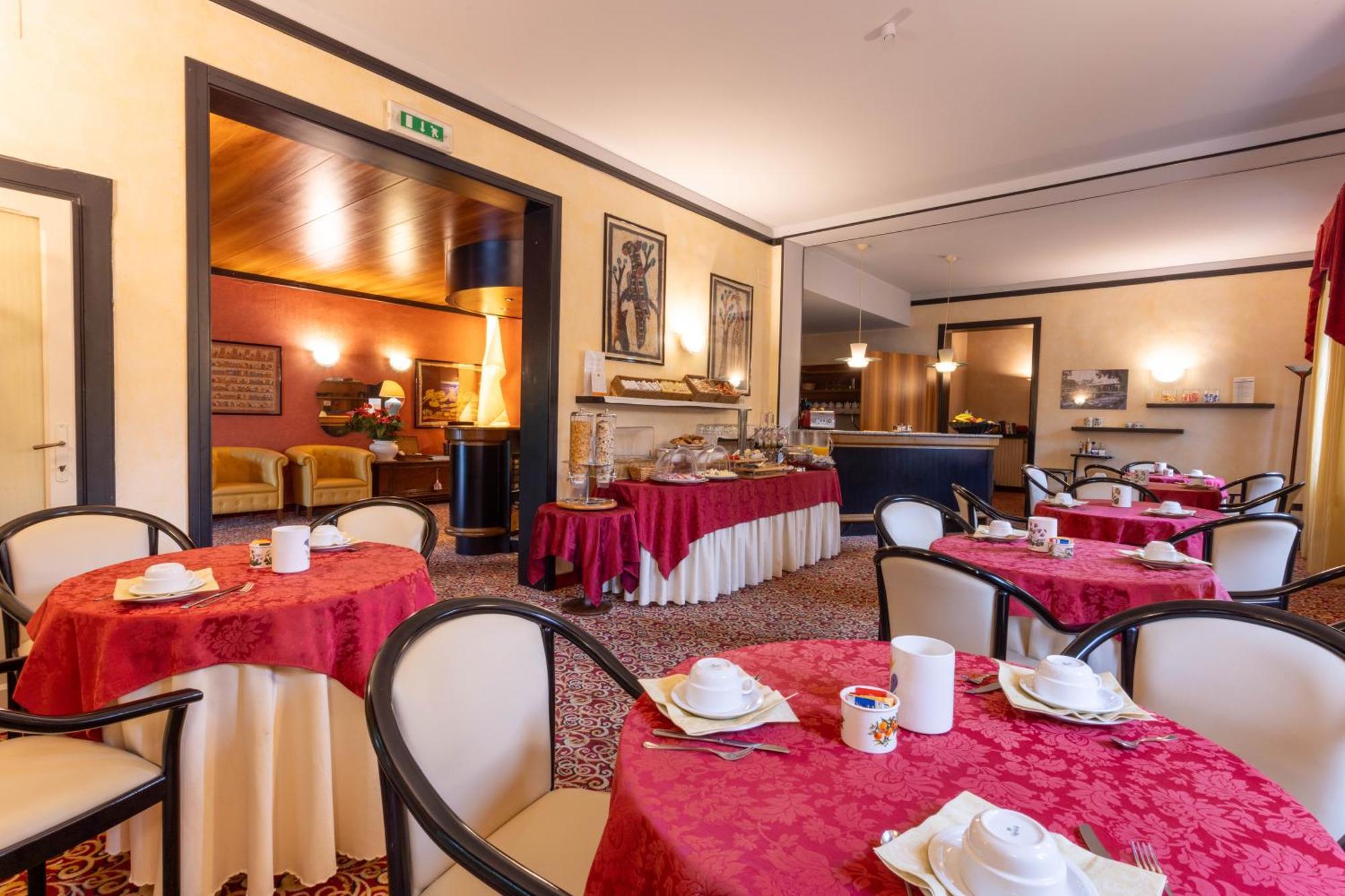 Hotel Giardinetto Desenzano del Garda Exterior foto