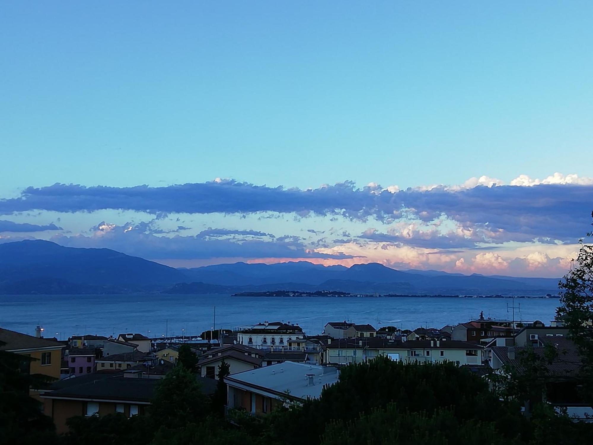 Hotel Giardinetto Desenzano del Garda Exterior foto