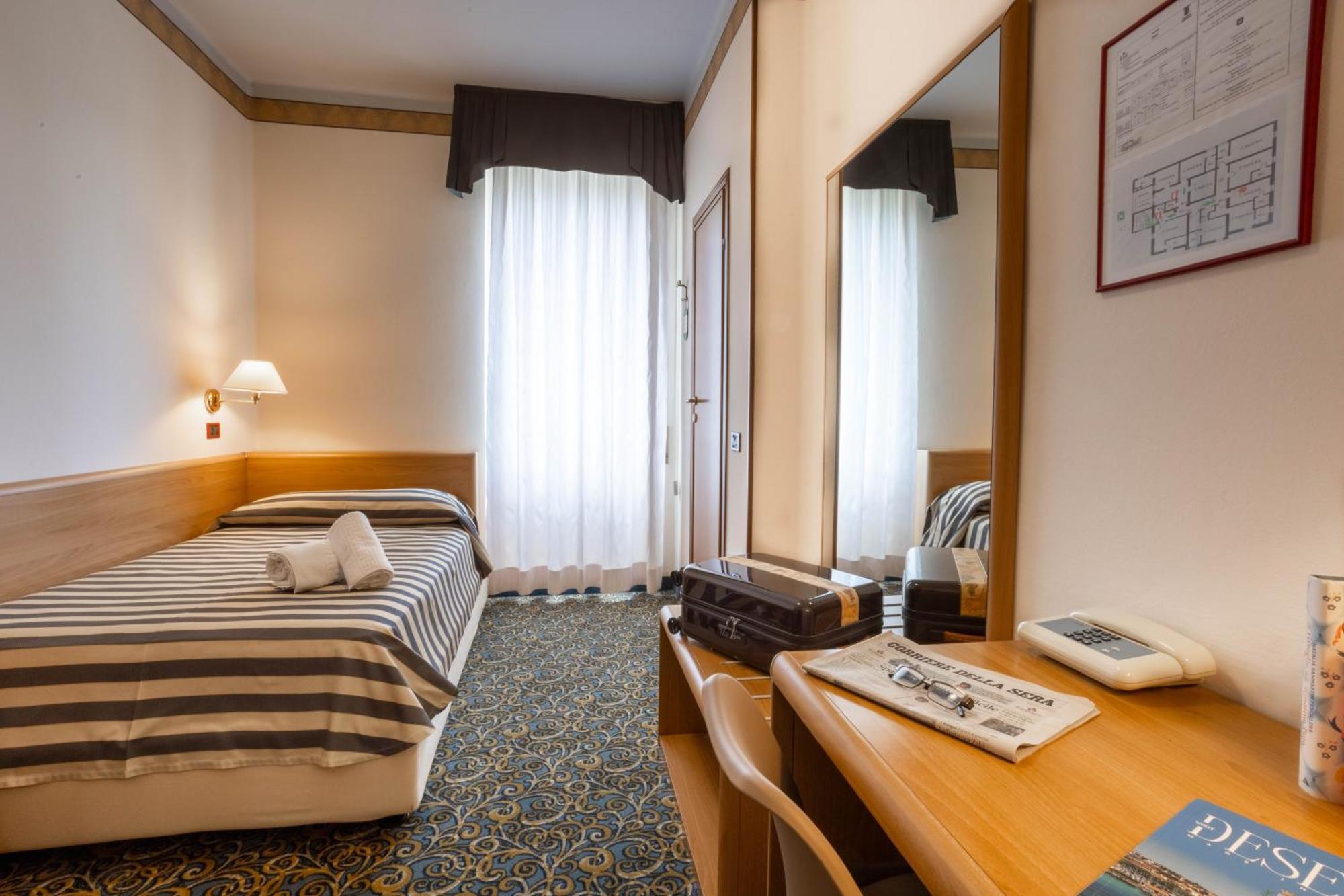 Hotel Giardinetto Desenzano del Garda Exterior foto