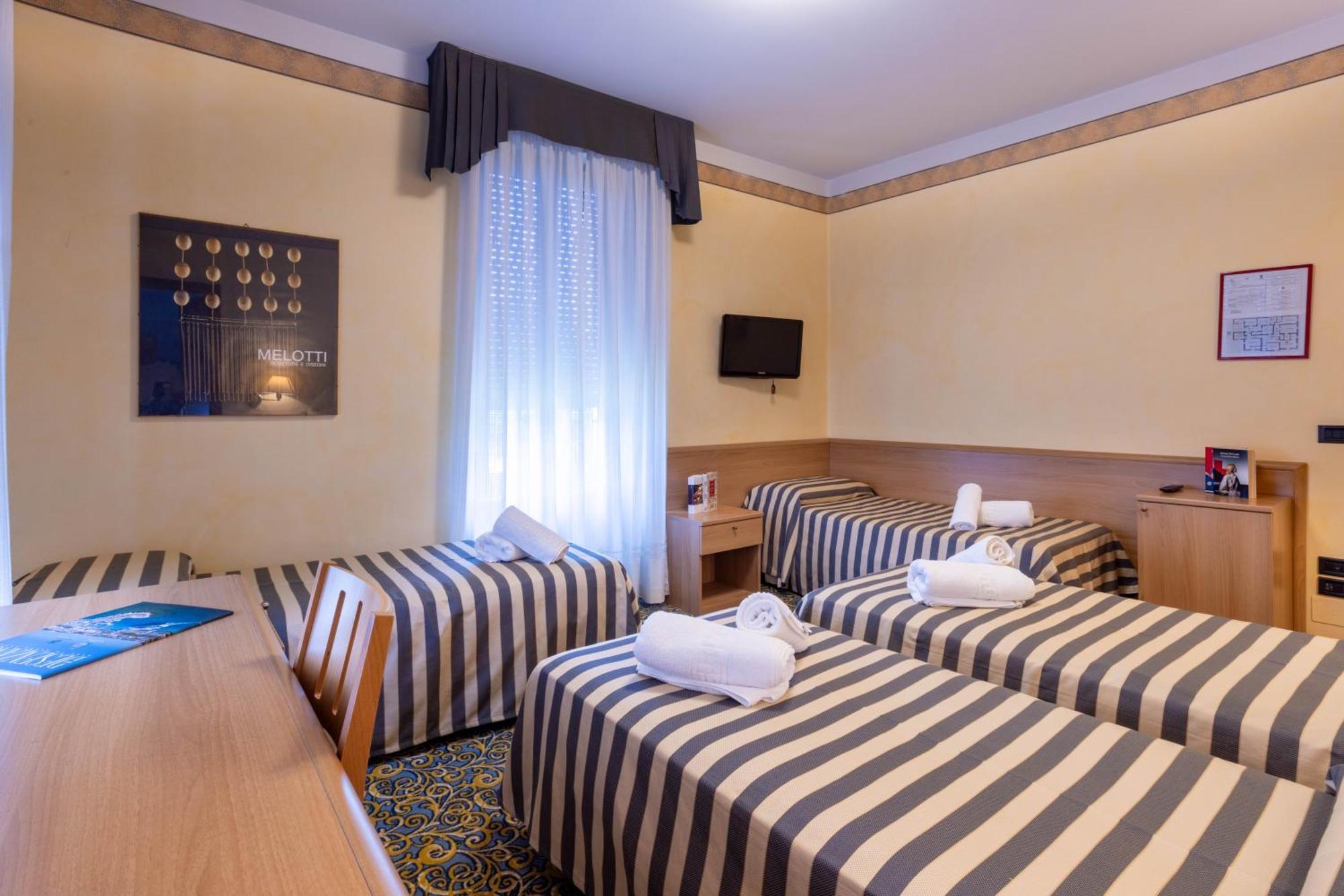 Hotel Giardinetto Desenzano del Garda Exterior foto