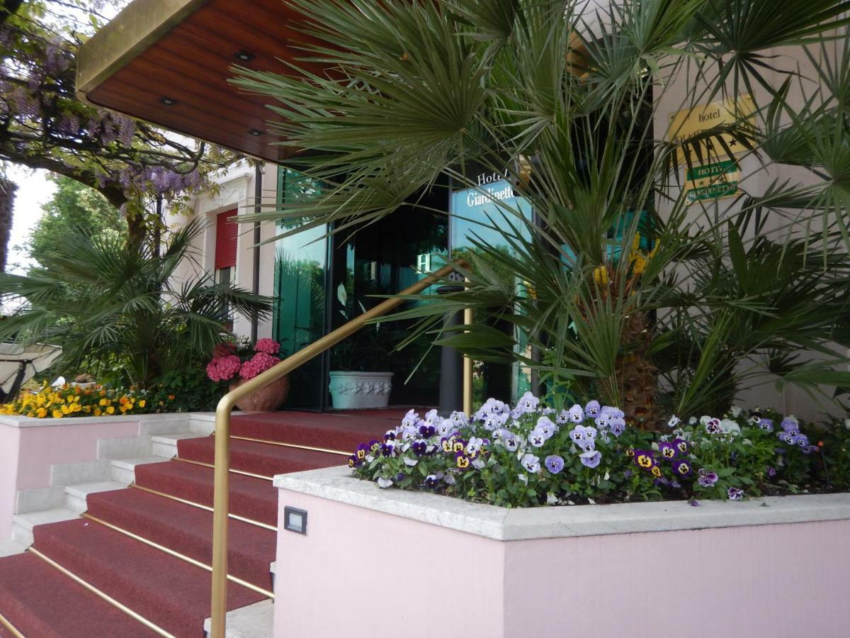 Hotel Giardinetto Desenzano del Garda Exterior foto