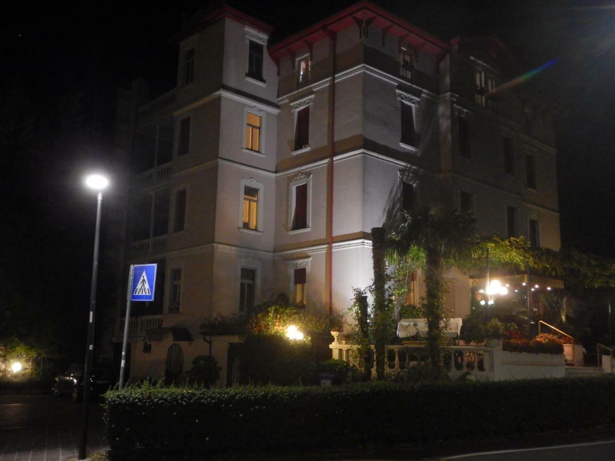 Hotel Giardinetto Desenzano del Garda Exterior foto